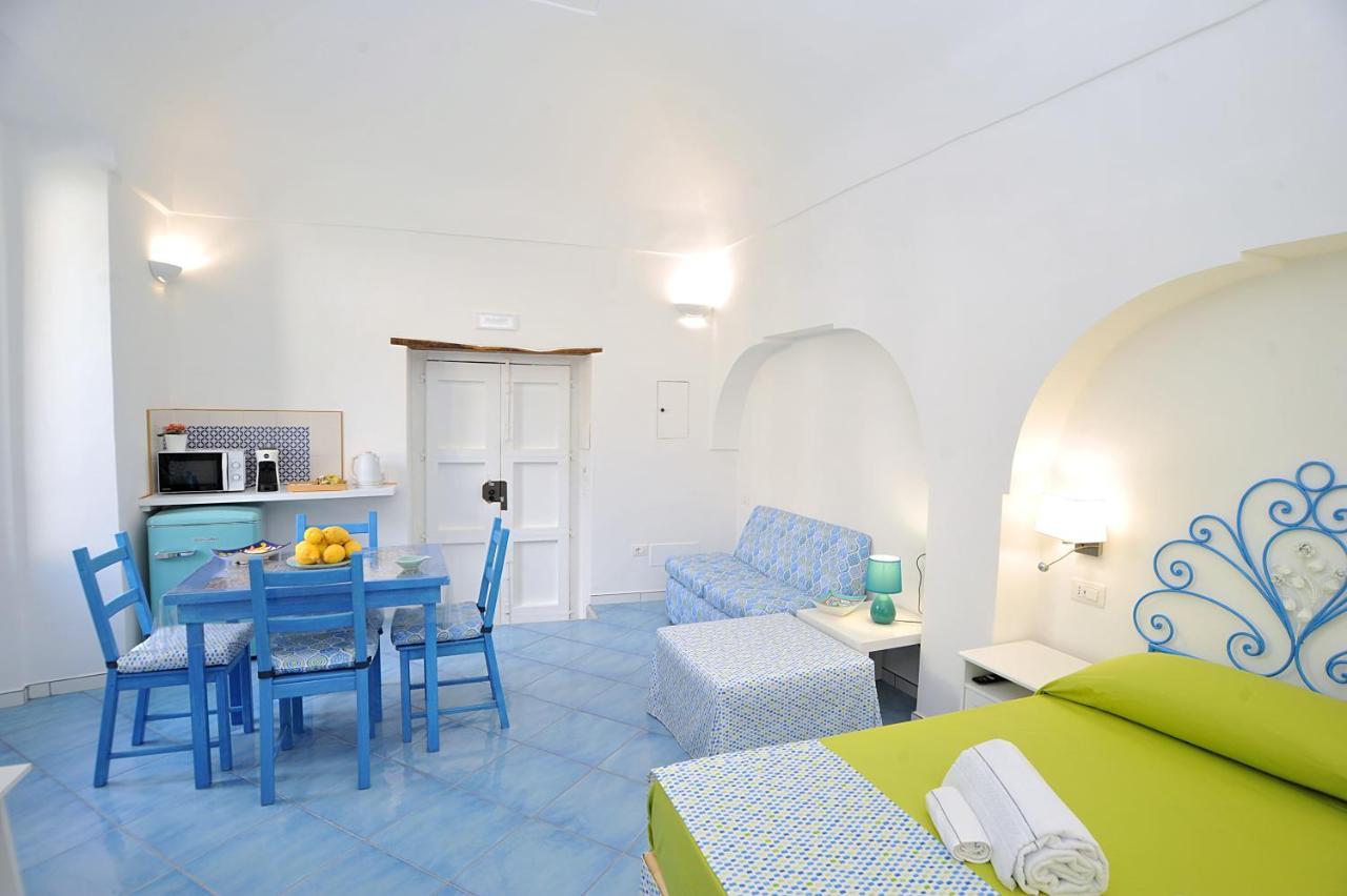 Casettazzurra Apartment *
